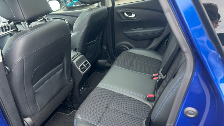 Renault Kadjar 1.3 TCE S Edition 5dr EDC Petrol Hatchback